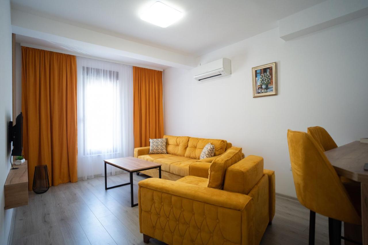 Apartments And Rooms Smile Мостар Экстерьер фото